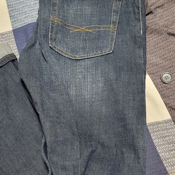Levi signature Jeans - Picture 2 of 3